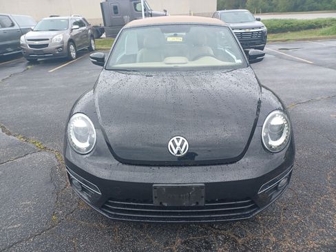 Used 2014 Volkswagen Beetle R-Line FWD image 10