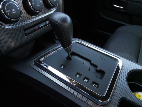 Used 2013 Dodge Challenger R/T image 24