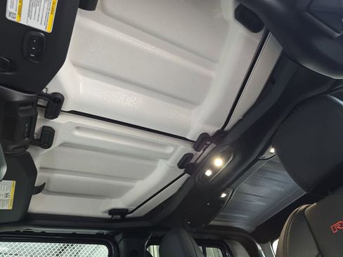 New 2026 Jeep Gladiator Rubicon AWD/4WD image 30