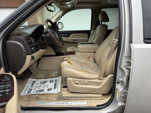 Used 2007 GMC Yukon XL Denali AWD/4WD image 12