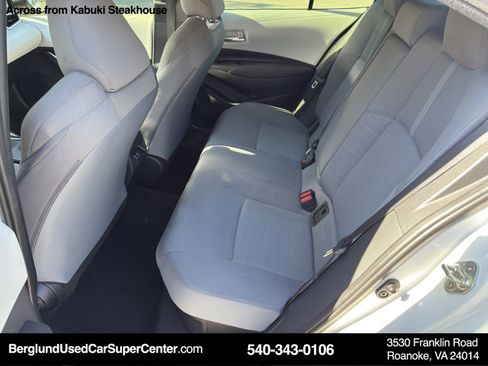 Used 2024 Toyota Corolla SE image 11