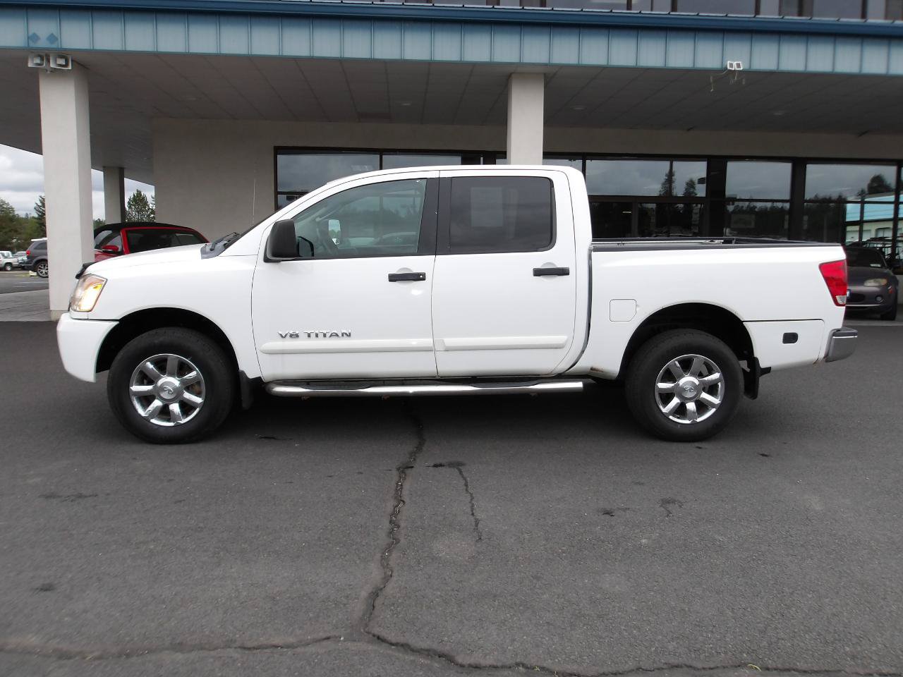 Used 2011 Nissan Titan S AWD/4WD image 2