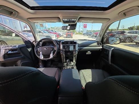 Used 2022 Toyota 4Runner SR5 Premium w/ Moonroof Package AWD/4WD image 26