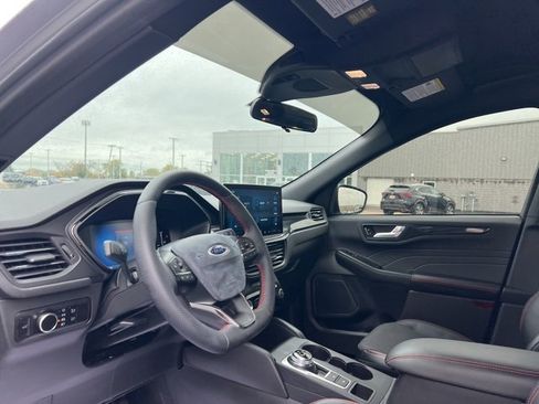 Used 2023 Ford Escape ST-Line w/ Tech Pack #1 image 15