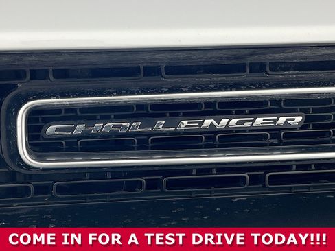 Used 2022 Dodge Challenger R/T image 30