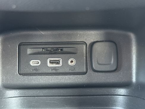 Used 2024 Chevrolet Equinox LT AWD/4WD image 25