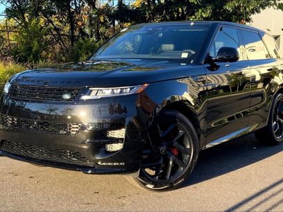 New 2025 Land Rover Range Rover Sport Dynamic SE