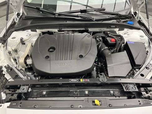 Used 2024 Volvo S60 B5 Plus image 29