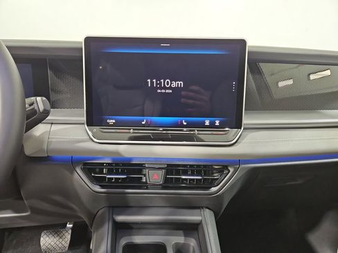 New 2026 Volkswagen Tiguan SE AWD/4WD image 18