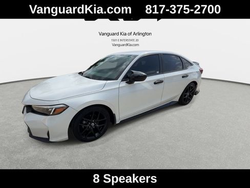 Used 2025 Honda Civic Sport image 4