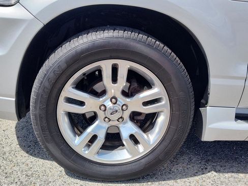 Used 2010 Ford Explorer Sport Trac Limited image 9