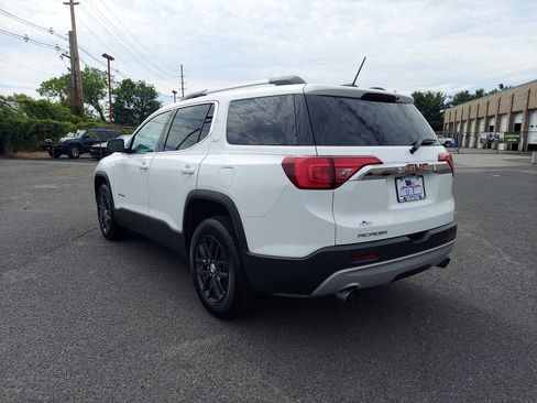 Used 2019 GMC Acadia SLT w/ LPO, Floor Liner Package image 4