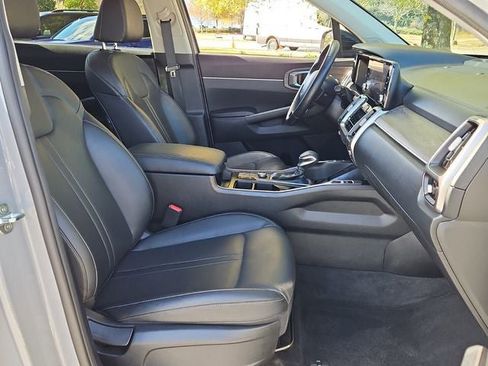 Used 2022 Kia Sorento S image 14