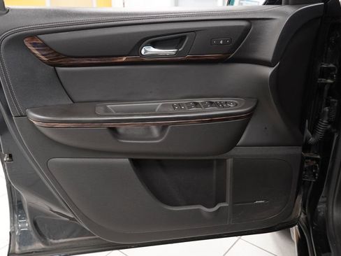 Used 2013 GMC Acadia Denali AWD/4WD image 18