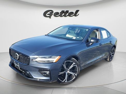 Used 2024 Volvo S60 B5 Core FWD image 1