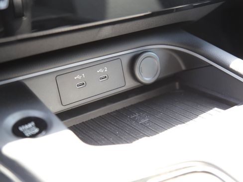 New 2026 Nissan Sentra SV w/ SV Convenience Package FWD image 19