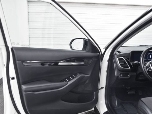 Used 2024 Kia Seltos X-Line image 11