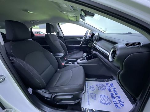 Used 2021 Kia Forte LXS FWD image 27