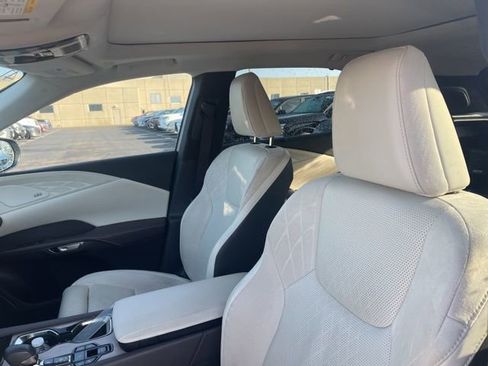 Used 2025 Lexus RX 350 AWD w/ Convenience Package image 5