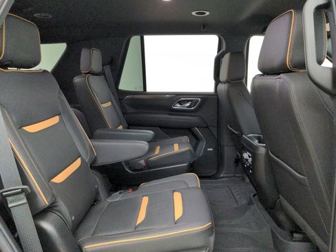 Used 2024 GMC Yukon AT4 AWD/4WD image 41