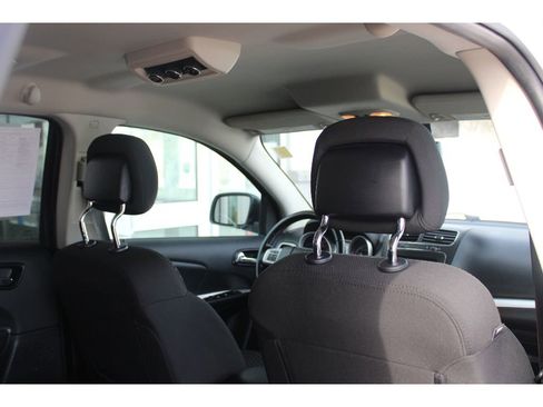 Used 2017 Dodge Journey SXT w/ Blacktop Package image 29