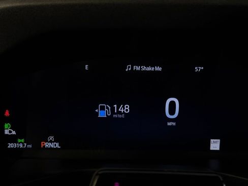 Used 2025 Ford Explorer ST-Line w/ ST-Line Street Pack image 17