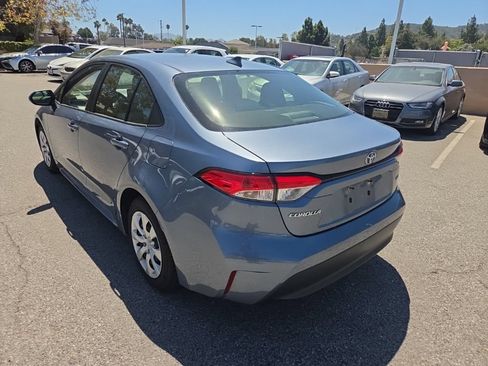 Used 2023 Toyota Corolla LE w/ Carpet Mat Package (TMS) FWD image 3