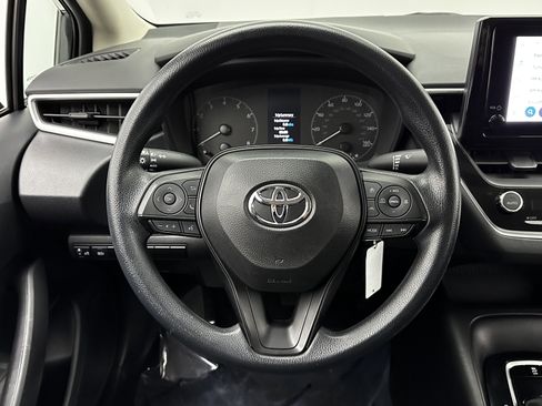Used 2024 Toyota Corolla LE image 22