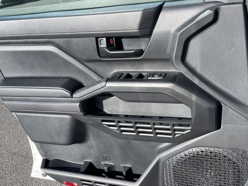 New 2026 Toyota Tacoma SR5 image 9