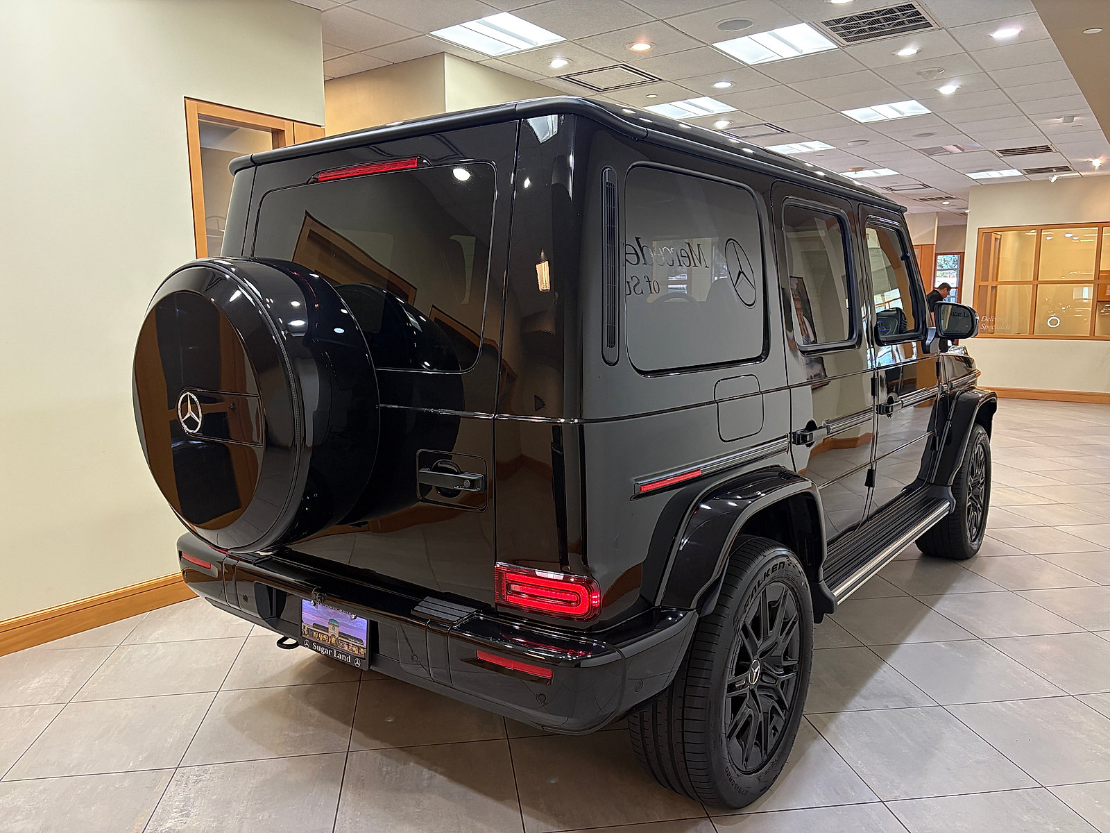 New 2027 Mercedes-Benz G 580 e image 5