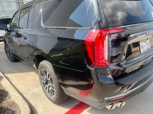 Used 2022 GMC Yukon XL AT4 AWD/4WD image 5