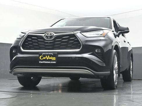 Used 2026 Toyota Highlander Platinum AWD/4WD image 49
