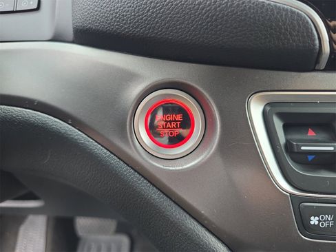 Used 2022 Honda Pilot Sport image 26