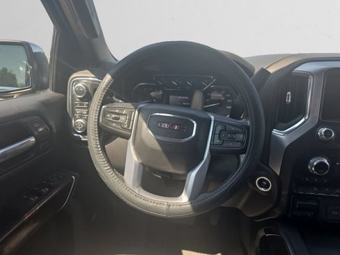 Used 2021 GMC Sierra 1500 SLT w/ SLT Convenience Package AWD/4WD image 14