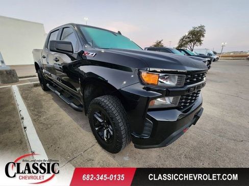 Used 2020 Chevrolet Silverado 1500 Custom Trail Boss w/ Custom Convenience Package image 1