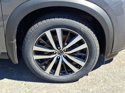Certified 2023 Nissan Pathfinder Platinum AWD/4WD image 9