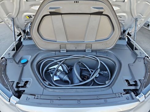 Used 2023 Volvo C40 P8 Recharge Ultimate image 34