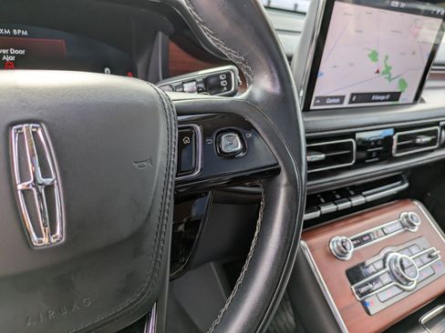 Used 2023 Lincoln Aviator Grand Touring image 19