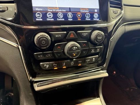 Used 2021 Jeep Grand Cherokee Limited w/ Quick Order Package 28K 80th AWD/4WD image 23
