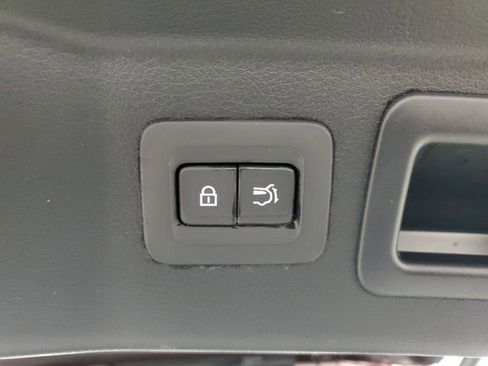 Used 2025 MAZDA CX-90 3.3 Turbo w/ Premium Plus Pkg image 10