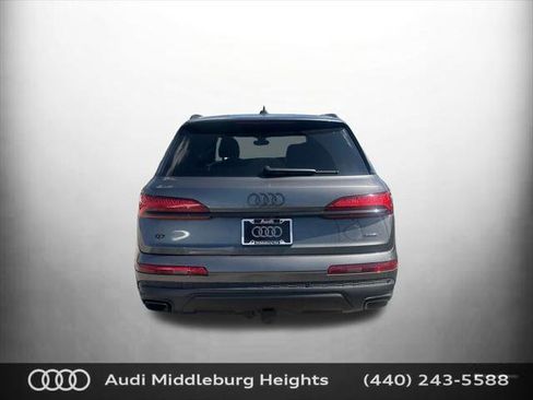 Certified 2026 Audi Q7 3.0T Premium w/ Convenience Plus Package AWD/4WD image 8