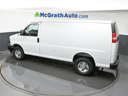 New 2026 Chevrolet Express 2500 w/ Driver Convenience Package image 16