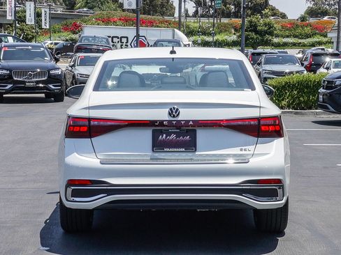 New 2026 Volkswagen Jetta SEL FWD image 7