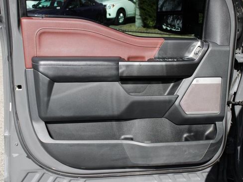 Used 2021 Ford F150 Lariat w/ Equipment Group 502A High image 14