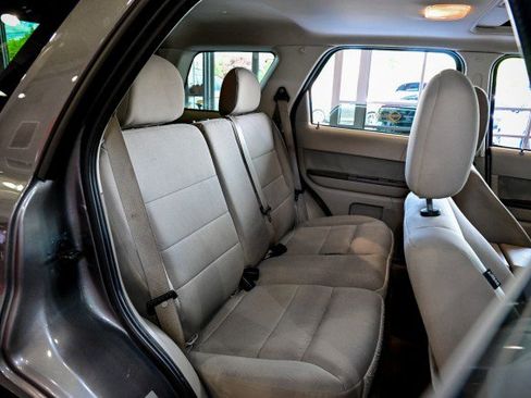 Used 2010 Ford Escape XLT AWD/4WD image 20