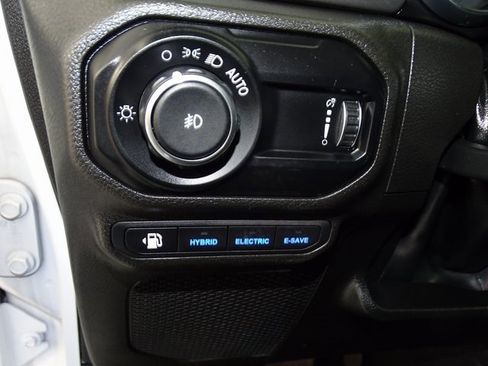 Certified 2023 Jeep Wrangler Unlimited w/ Cold Weather Group image 10