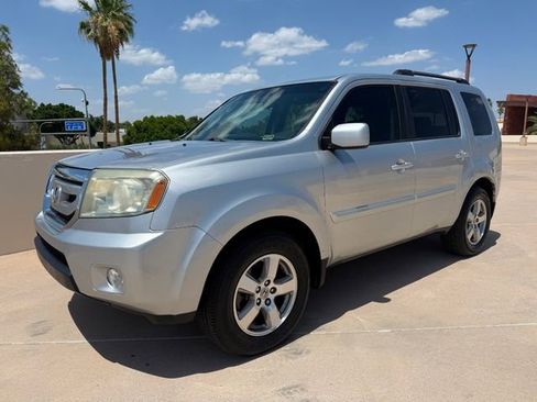 Used 2010 Honda Pilot EX image 2