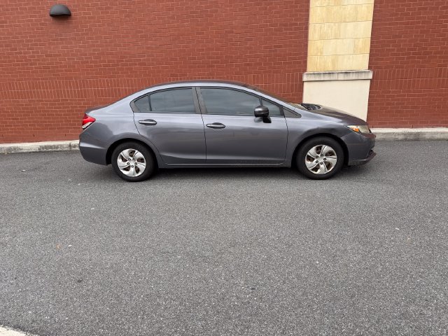 Used 2014 Honda Civic LX image 2