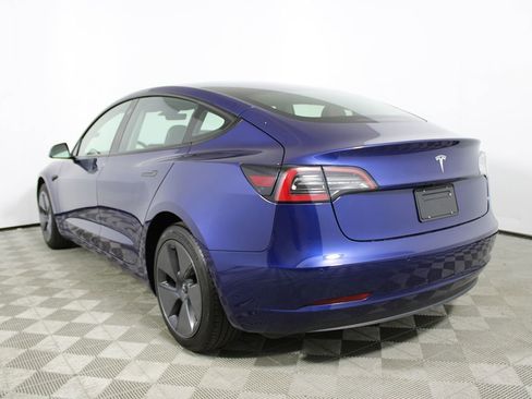 Used 2022 Tesla Model 3 Standard Range image 30
