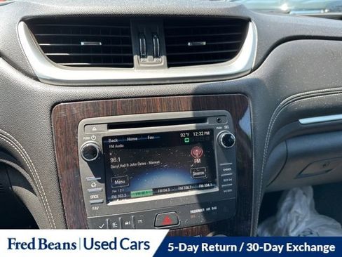 Used 2017 Chevrolet Traverse LT AWD/4WD image 18